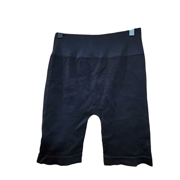 Nikibiki seamless Ribbed Compression shorts womens - Picture 2 of 3